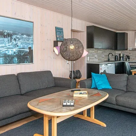 6 Person In Ebeltoft