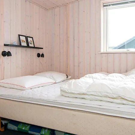 Holiday home 6 Person In Ebeltoft